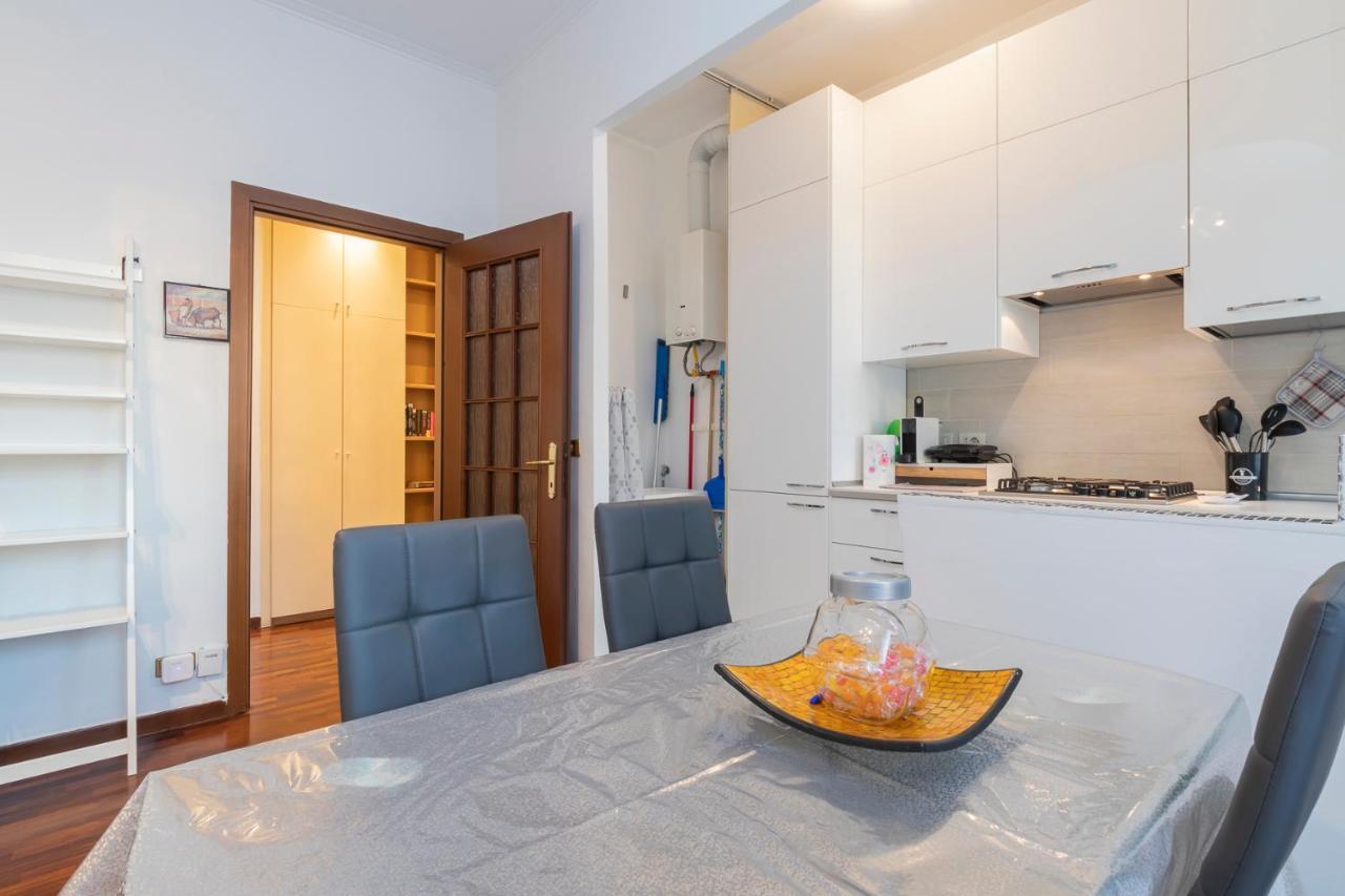 Appartamento Casa Samy - Sesto SG a due passi da Sesto Rondò - Battisti Sesto San Giovanni Esterno foto