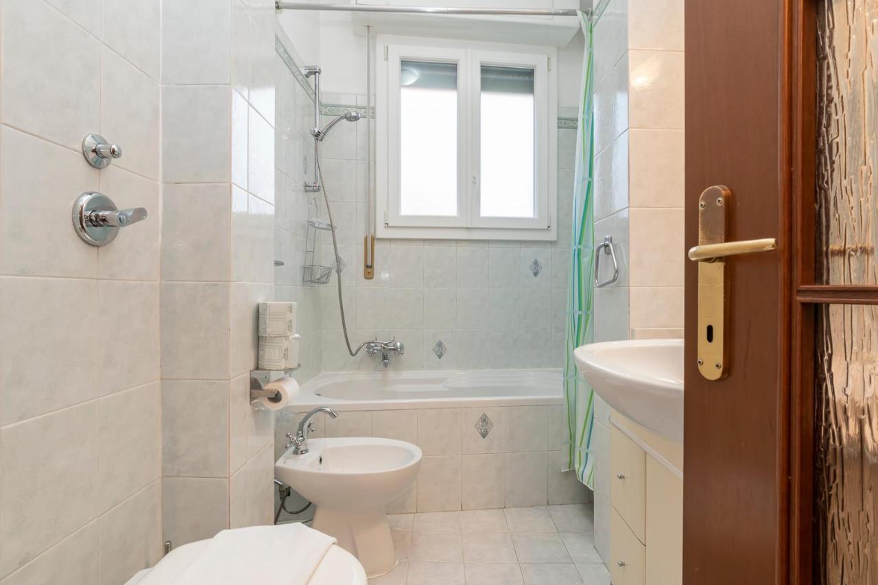 Appartamento Casa Samy - Sesto SG a due passi da Sesto Rondò - Battisti Sesto San Giovanni Esterno foto