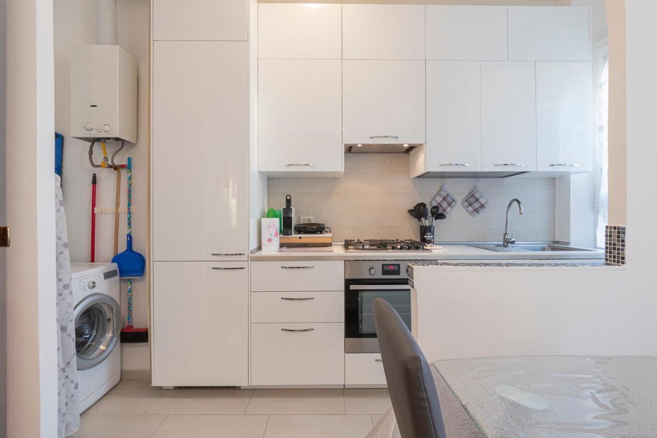 Appartamento Casa Samy - Sesto SG a due passi da Sesto Rondò - Battisti Sesto San Giovanni Esterno foto